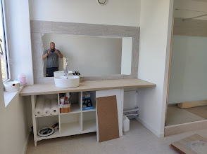 Installation de salle de bain avec meuble vasque – réalisation à Toulon