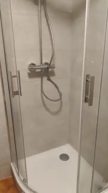 Pose de douche à l'italienne – rénovation salle de bain dans le Var